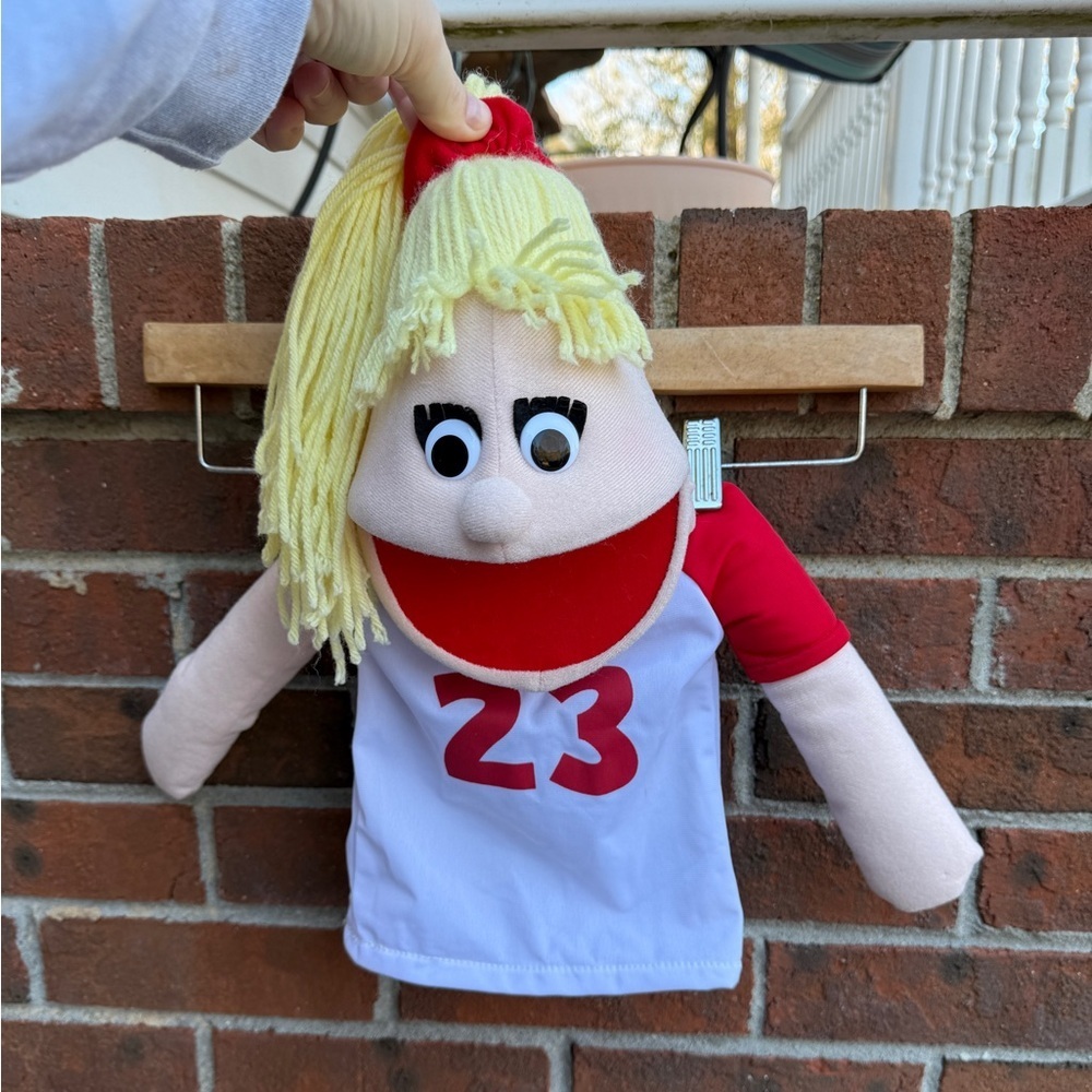 Get Ready Puppet Partners Sports Athletic Caucasian Blonde Plush - Picture 1 of 6